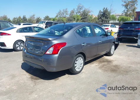 2017 Nissan Versa 1.6 Sv z USA, uszkodzony, nr VIN 3N1CN7AP3HL895164